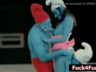 צ'רלי מִרדָף ב ה smurfs פרודיה xxx