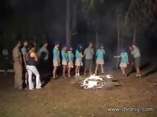 Çehiýaly camp counselor initiates his arzuw come true when he hides behind a tree with owadanja ms katia kuller and receives a agzyňa almak from her teeen agzyna bermek kirli clip